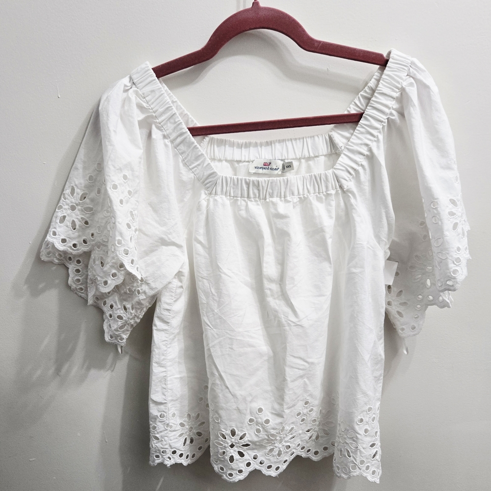 Vineyard Vines White Smocked Puff Sleeve Blouse